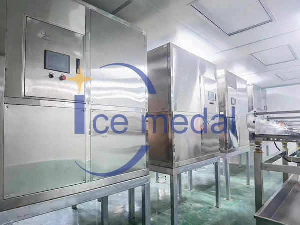 相比傳統(tǒng)冰廠，自動化冰廠將成為未來的主流
