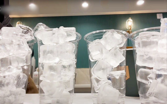 冰杯，把水凍成冰，入一個(gè)630億的局